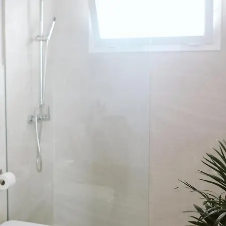 Dreamsea Surf House Fuerteventura 旅馆 *
